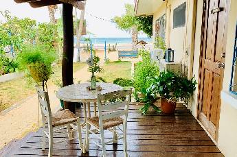 Garden Studio with ocean view terrace 